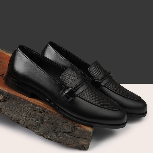 Monarch Crest-BLK