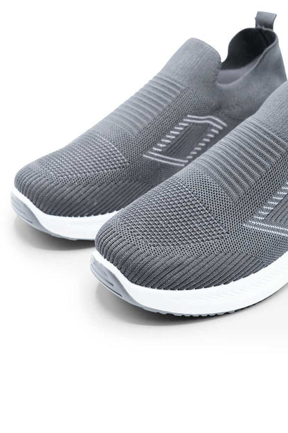 Walk Men's Lightweight Slip On Sneakers